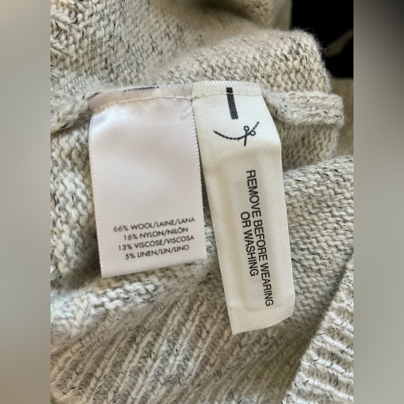 Ann Taylor Bow Sleeve Sweater - Picture 5 of 5